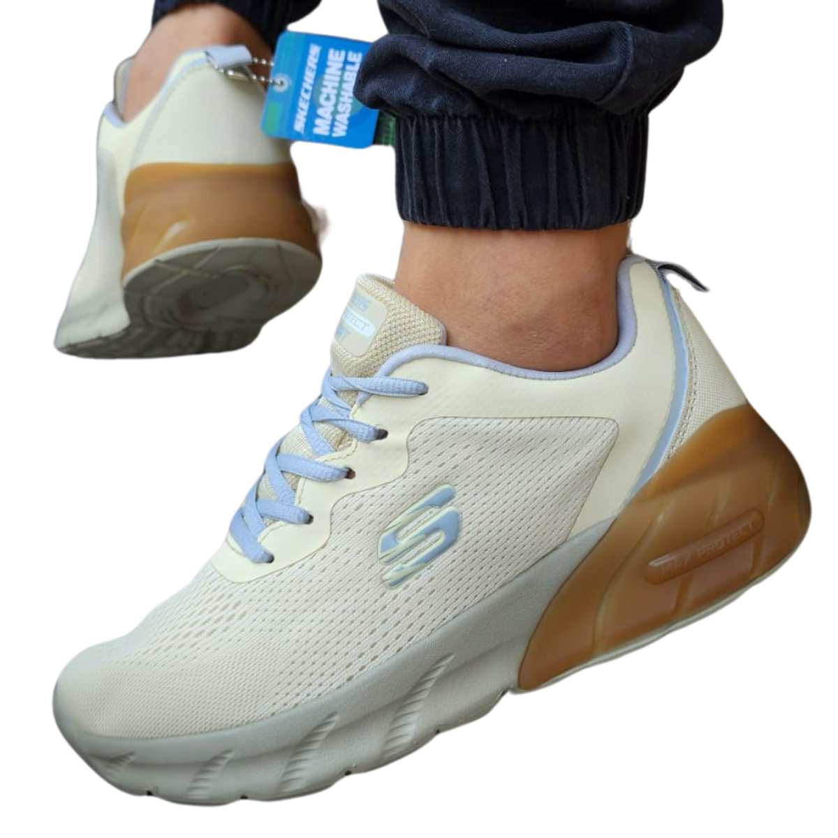 SKECHERS MAX PROTECT SPORT BALMER HOMBRE: La Mejor Opción para Deportistas Si estás buscando SKECHERS MAX PROTECT SPORT BALMER HOMBRE, has llegado al lugar correcto. En Onlineshoppingcenterg, te ofrecemos una de las zapatillas más avanzadas y cómodas para hombres. Este modelo es ideal para quienes buscan protección, estilo y rendimiento deportivo en un solo calzado. A continuación, te contaremos todo lo que necesitas saber para tomar la mejor decisión de compra.  ¿Por qué elegir las Skechers Max Protect Sport Balmer? Las SKECHERS MAX PROTECT SPORT BALMER HOMBRE están diseñadas para ofrecerte la máxima comodidad y durabilidad. Con características únicas como su tecnología de amortiguación avanzada y materiales resistentes, estas zapatillas destacan en cualquier actividad física. Además, el diseño moderno las hace perfectas tanto para entrenamientos como para el día a día.  Características principales de las Skechers Max Protect Sport Balmer Amortiguación Max Cushioning ULTRA GO: La tecnología Skechers Max Cushioning garantiza una pisada suave y cómoda en todo momento. Este modelo es ideal para quienes buscan una zapatilla que cuide sus pies incluso en los entrenamientos más intensos.  Suela Goodyear: Las Skechers Max Protect Goodyear tienen una suela que ofrece un excelente agarre y estabilidad. Esta característica es crucial si buscas un calzado que soporte diferentes tipos de superficies sin comprometer el rendimiento.  Resistencia y Durabilidad: Gracias a la combinación de materiales de alta calidad, las Skechers Max Protect Task Force son perfectas para quienes buscan un calzado que dure en el tiempo sin perder su comodidad.  ¿Quiénes deben comprar las Skechers Max Protect Sport Balmer Hombre? Si eres un hombre activo que realiza entrenamientos constantes o simplemente quieres una zapatilla cómoda para caminar o estar de pie durante largos periodos, este modelo es perfecto para ti. Además, su diseño ergonómico ayuda a reducir el impacto en las articulaciones, haciéndolas ideales para deportistas y personas que buscan cuidarse mientras entrenan.